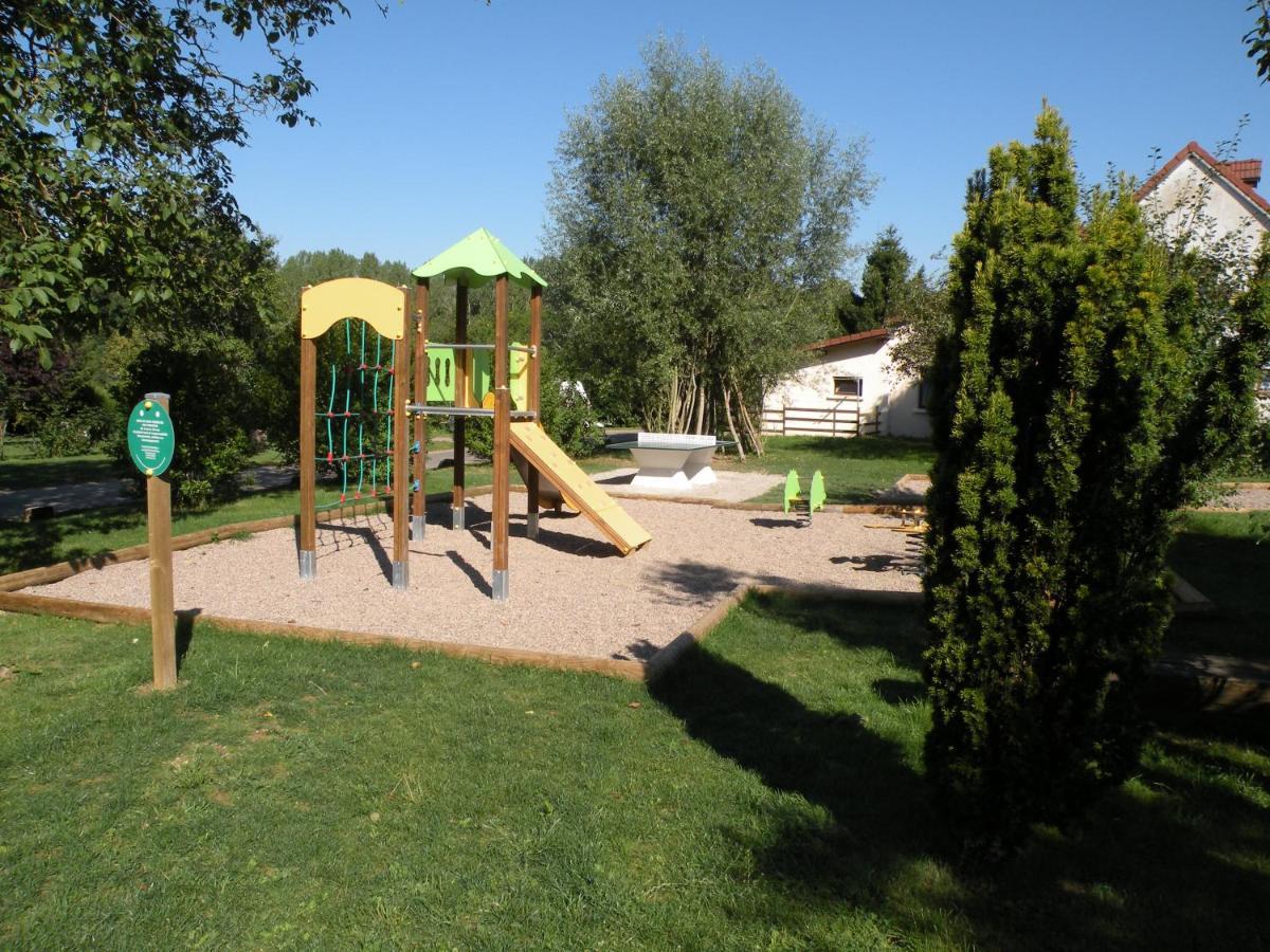 Tente Bell Au Camping Hautoreille Bannes  Luaran gambar